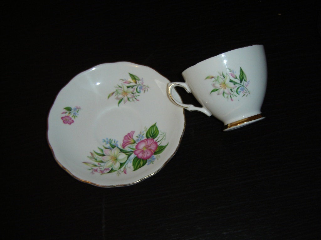 Colclough 7926 pink white blue flowers cup and saucer VGU - Items Tried And True