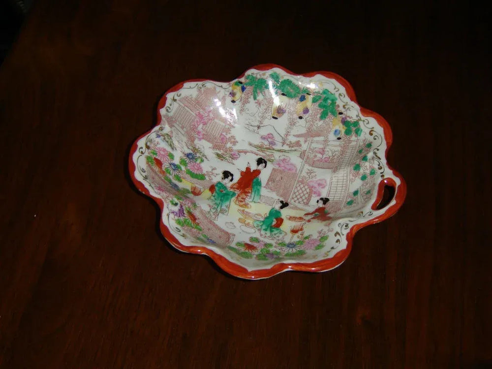 Vintage hanging Japanese garden scene bowl handpainted