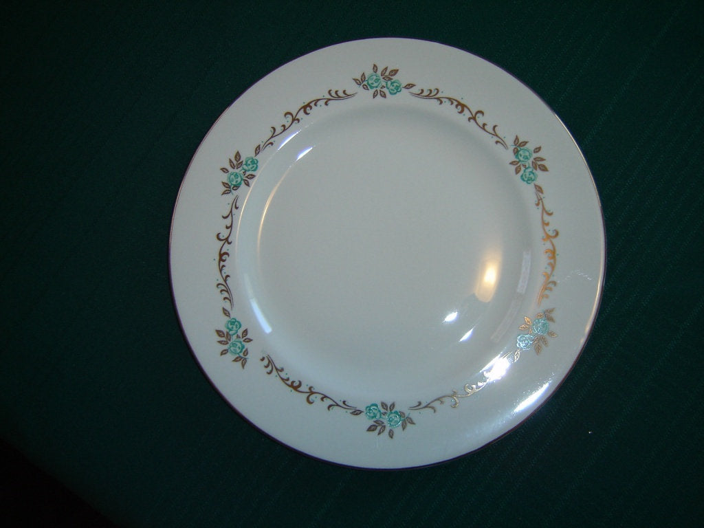 Johnson Brothers Sovereign Potters Wedding Day dinner plate VGU - Items Tried And True