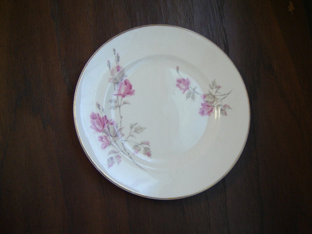 Crown Staffordshire English Rose salad plate - Items Tried And True