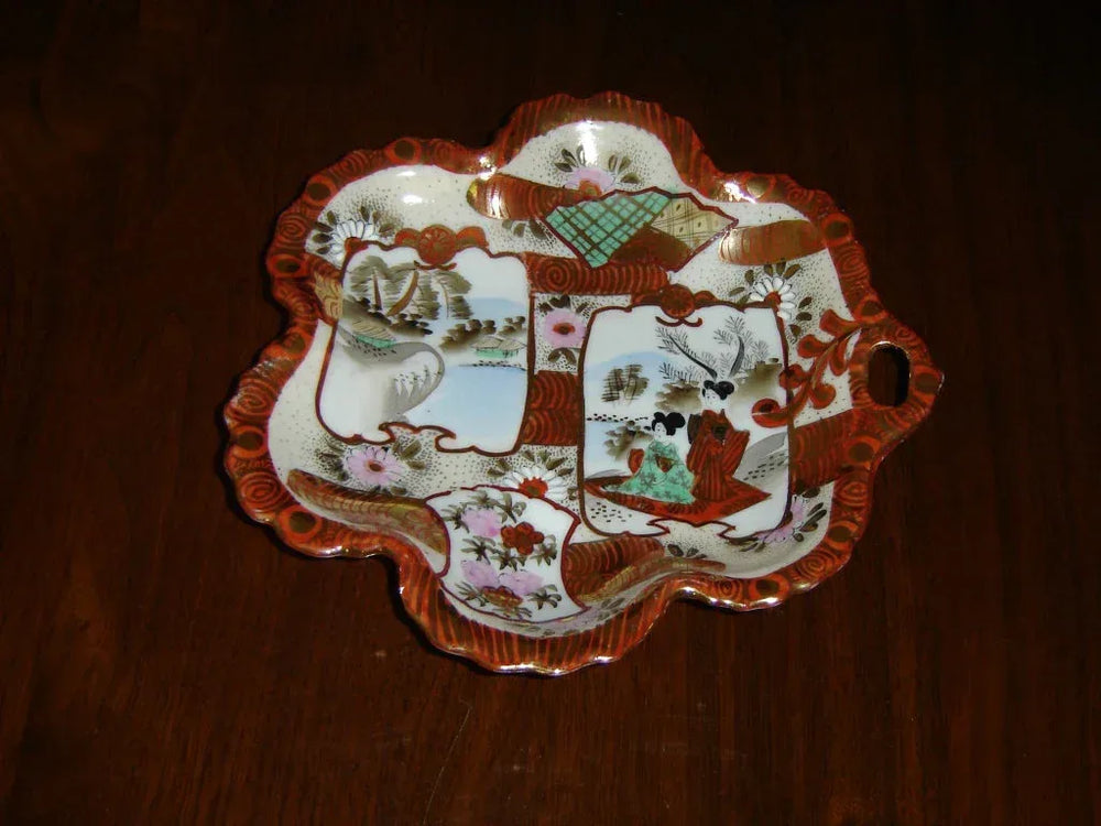Vintage hanging Japanese scene bowl handpainted
