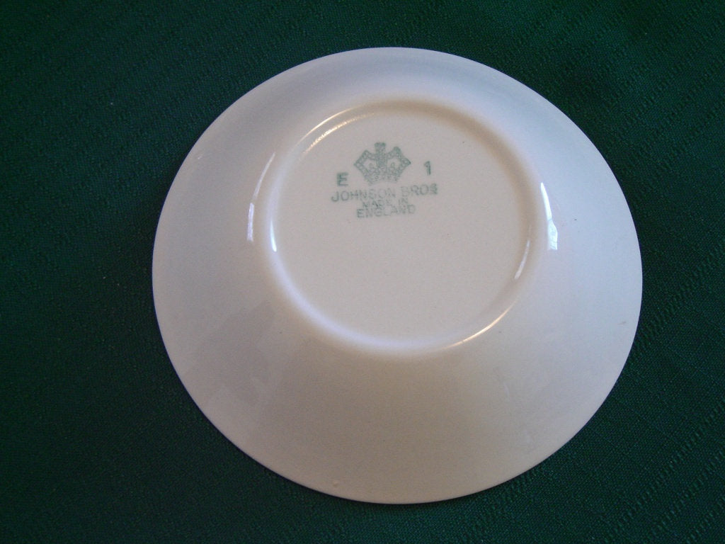 Johnson Brothers Sovereign Potters Wedding Day dessert bowl VGU - Items Tried And True