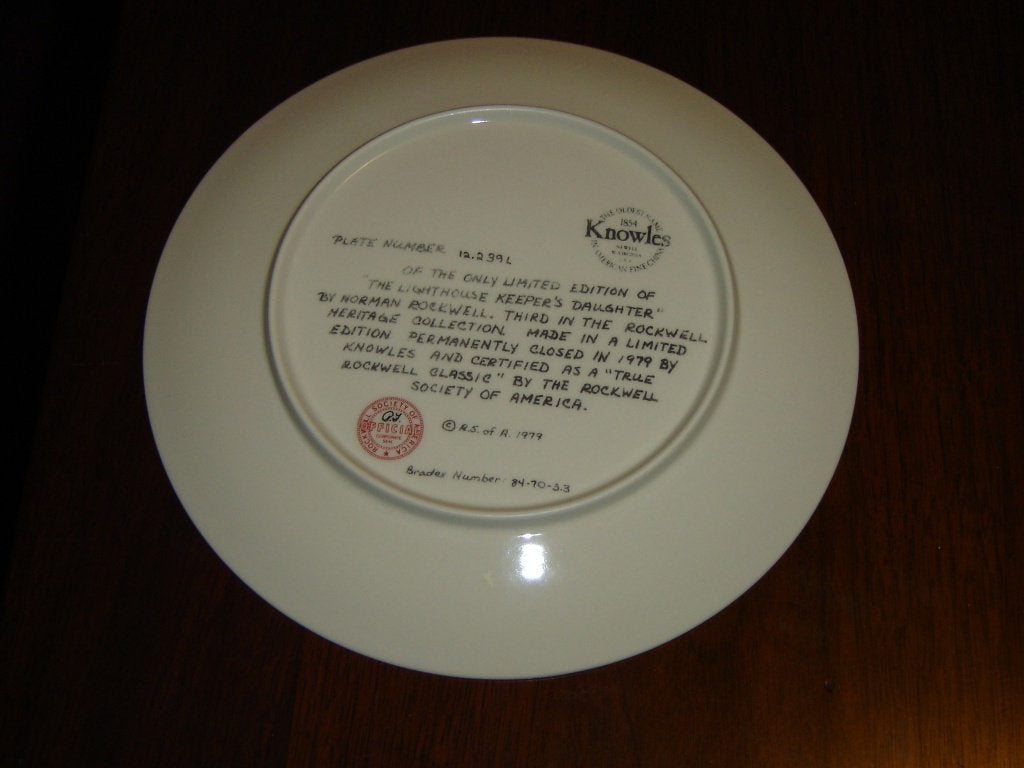 Knowles Rockwell Lighthouse Keeper's Daughter collector plate VGU - Items Tried And True