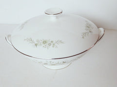 Wedgwood Westbury (1965) Round Covered Vegetable dish NMC
