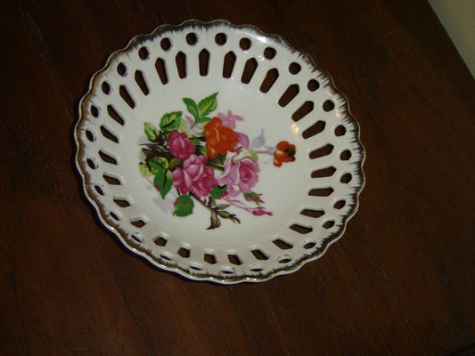 Vintage pink orange Roses pierced bowl VGU - Items Tried And True