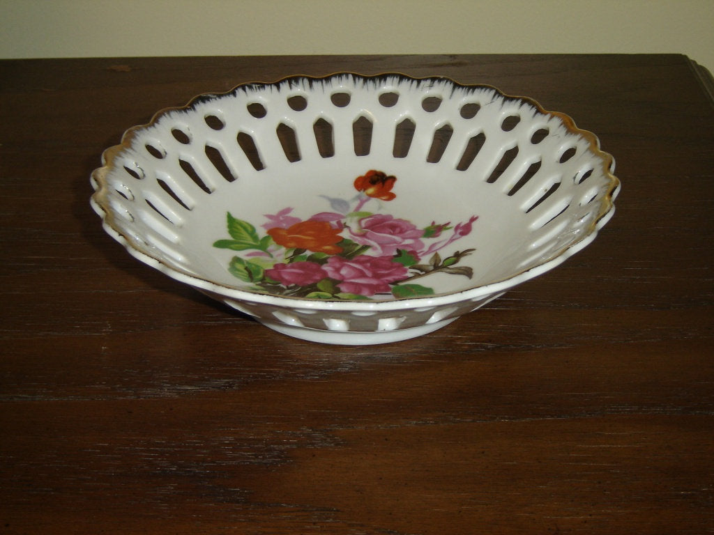 Vintage pink orange Roses pierced bowl VGU - Items Tried And True