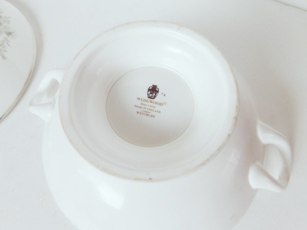 Wedgwood Westbury (1965) Round Covered Vegetable dish NMC - Items Tried And True