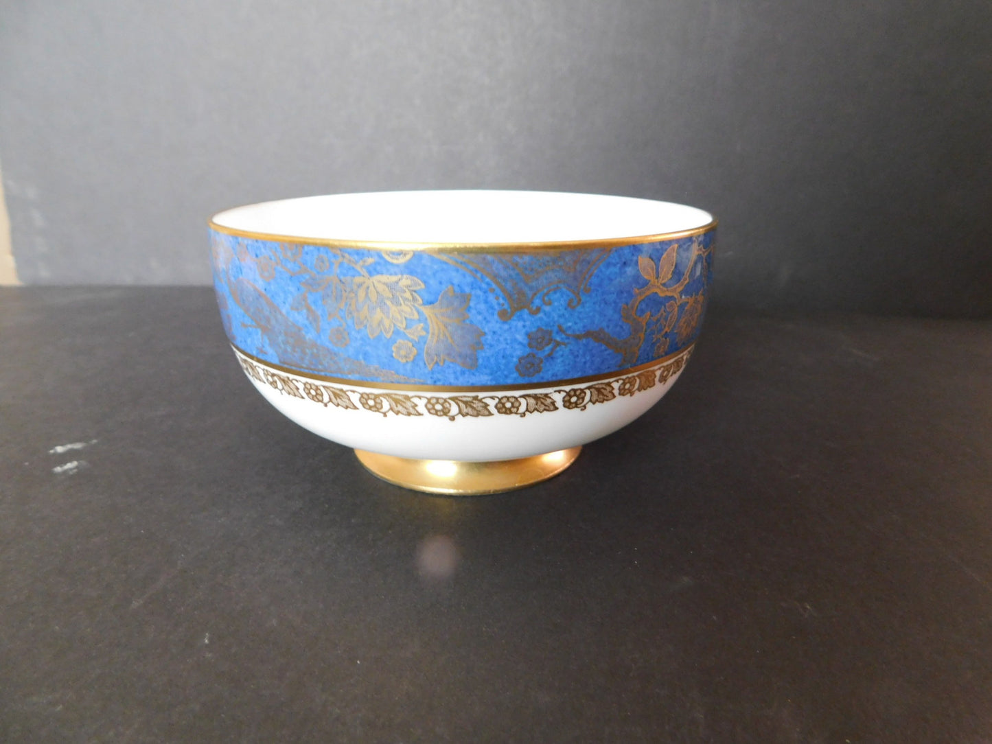 Paragon gold peacock on blue band bowl near mint condition - Items Tried And True