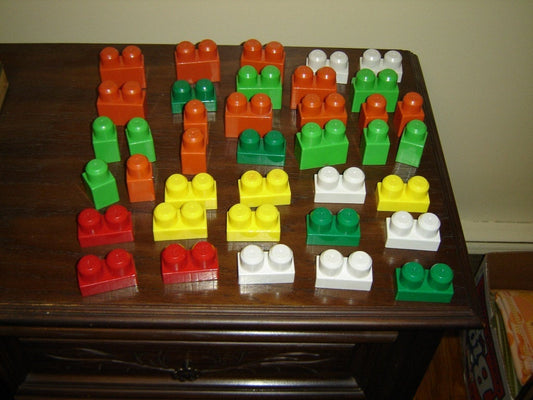 38 piece set of Li Da Ron plastic building blocks Megablocks compatible VGU - Items Tried And True